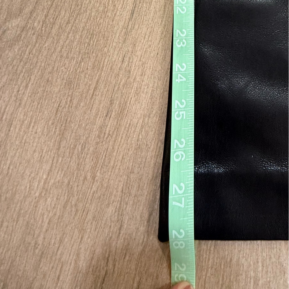 Aritzia Babatón Black Faux Leather Pants Size 6 Chic Office outfit Day to Night - Picture 11 of 14
